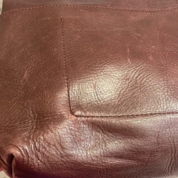 Madewell burgandy leather tote foldover messenger crossbody bag - Picture 9 of 13